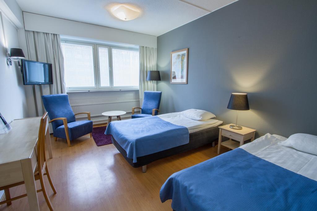Economy Hotel Savonia Kuopio Buitenkant foto