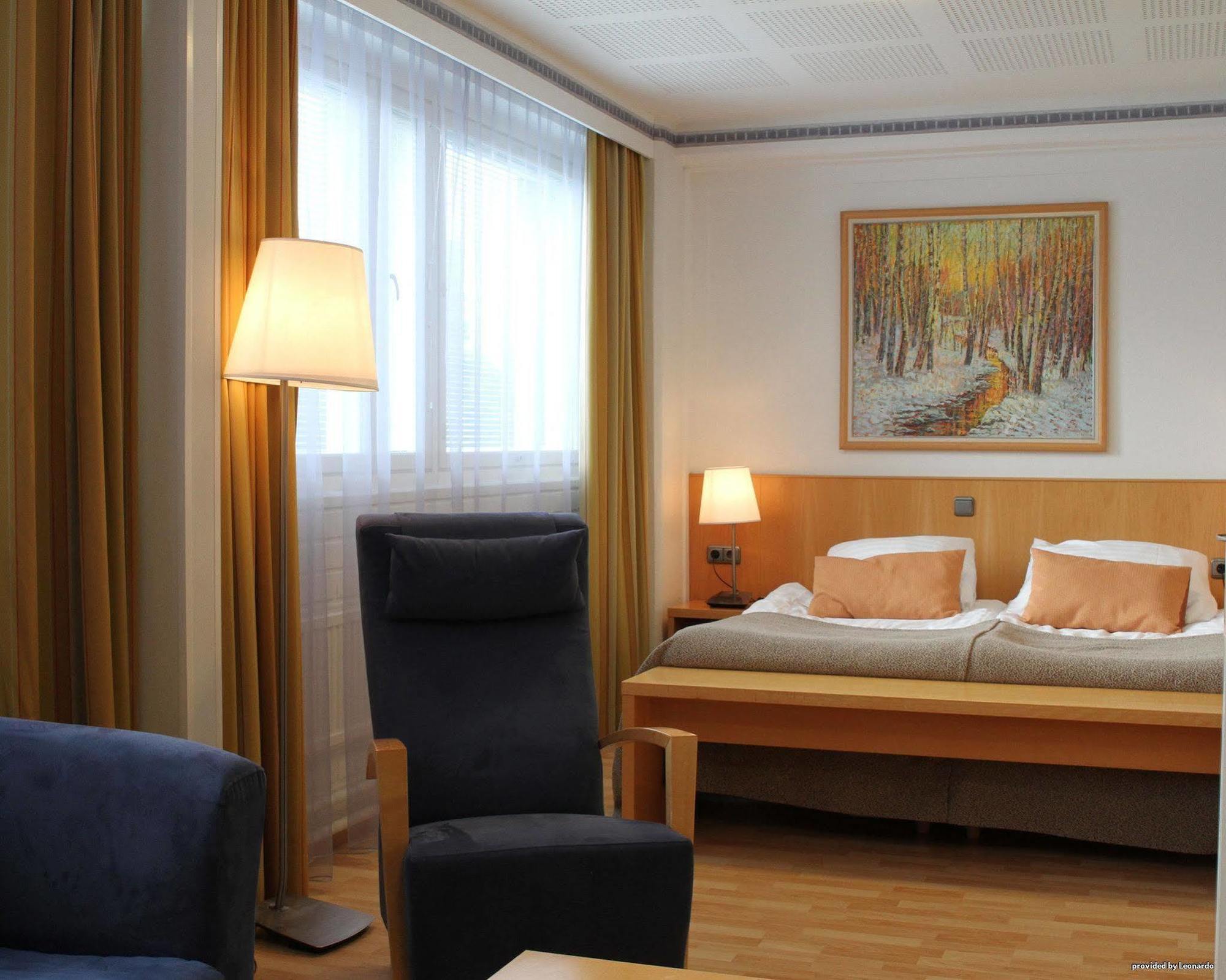 Economy Hotel Savonia Kuopio Buitenkant foto