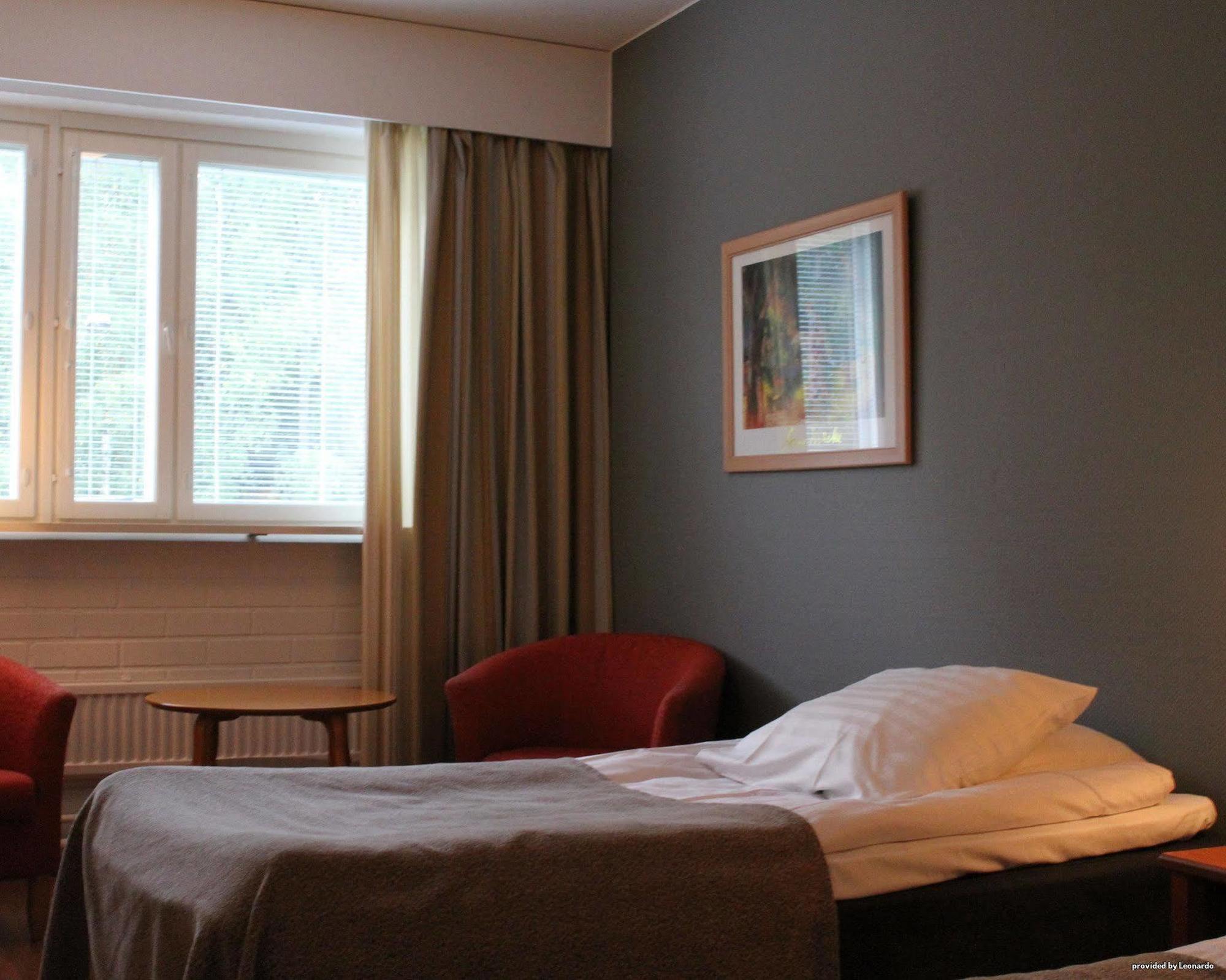 Economy Hotel Savonia Kuopio Buitenkant foto